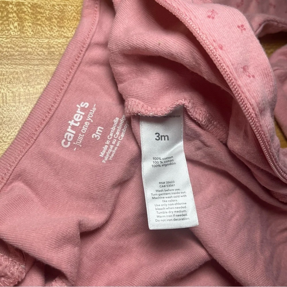 Assorted baby girls Pajamas/onesies Bundle - Picture 11 of 16